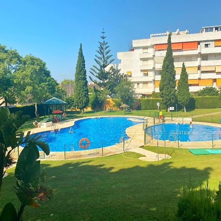 797 Holiday Rentals - Piso Para 4 Con Amplia Terraza Al Jardin Y Al Mar Бенальмадена Екстер'єр фото