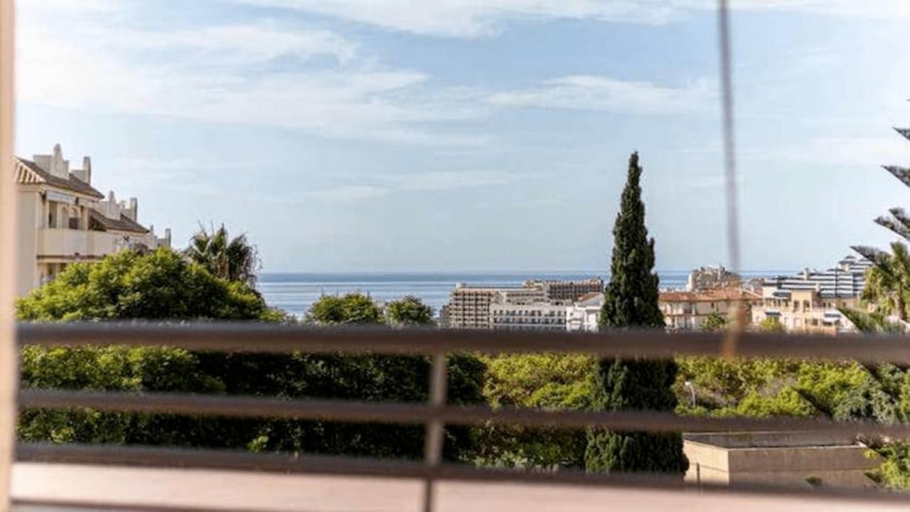 797 Holiday Rentals - Piso Para 4 Con Amplia Terraza Al Jardin Y Al Mar Бенальмадена Екстер'єр фото